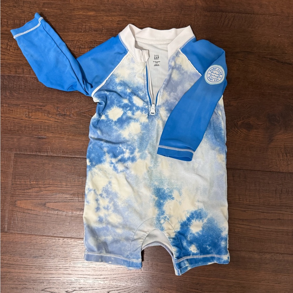 Baby GAP Boys Swimsuit 12-18 months